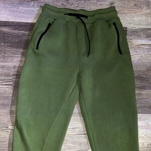 GREEN JOGGERS